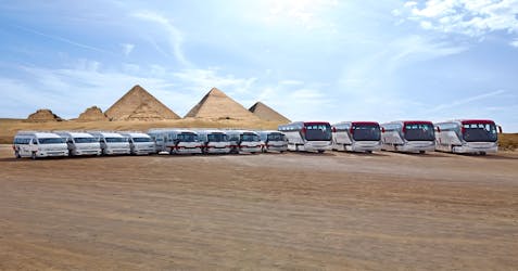 Trasferimento privato dalla città di Hurghada e da El Gouna al Cairo